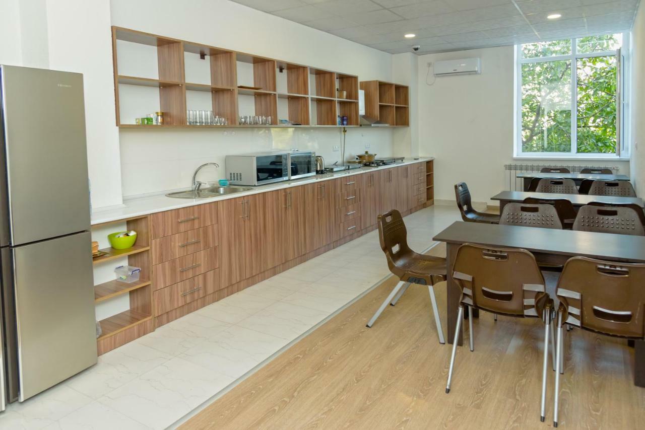 Richmind Hotel Vagharshapat Exteriör bild
