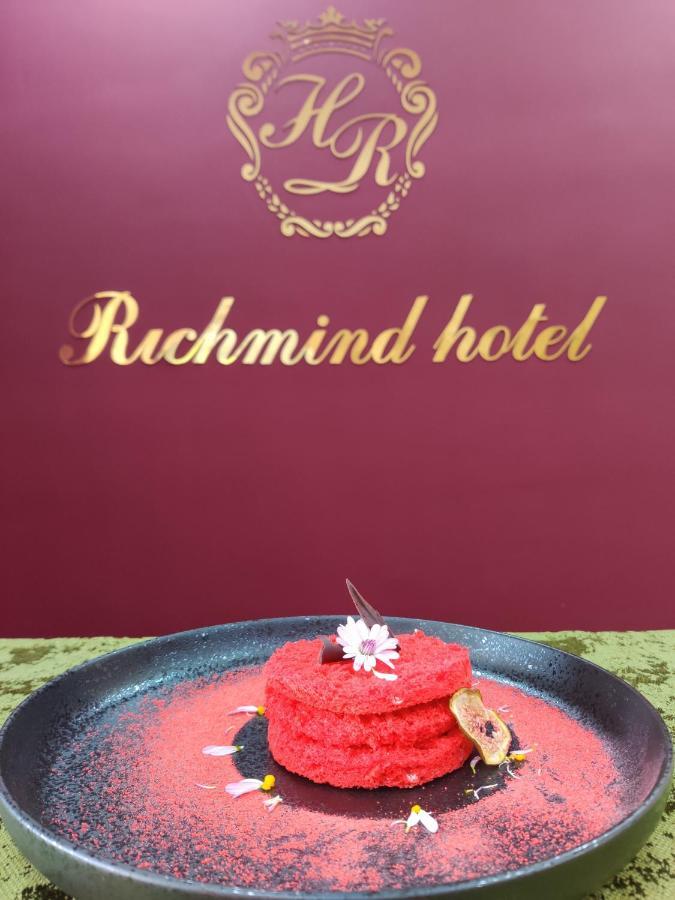 Richmind Hotel Vagharshapat Exteriör bild